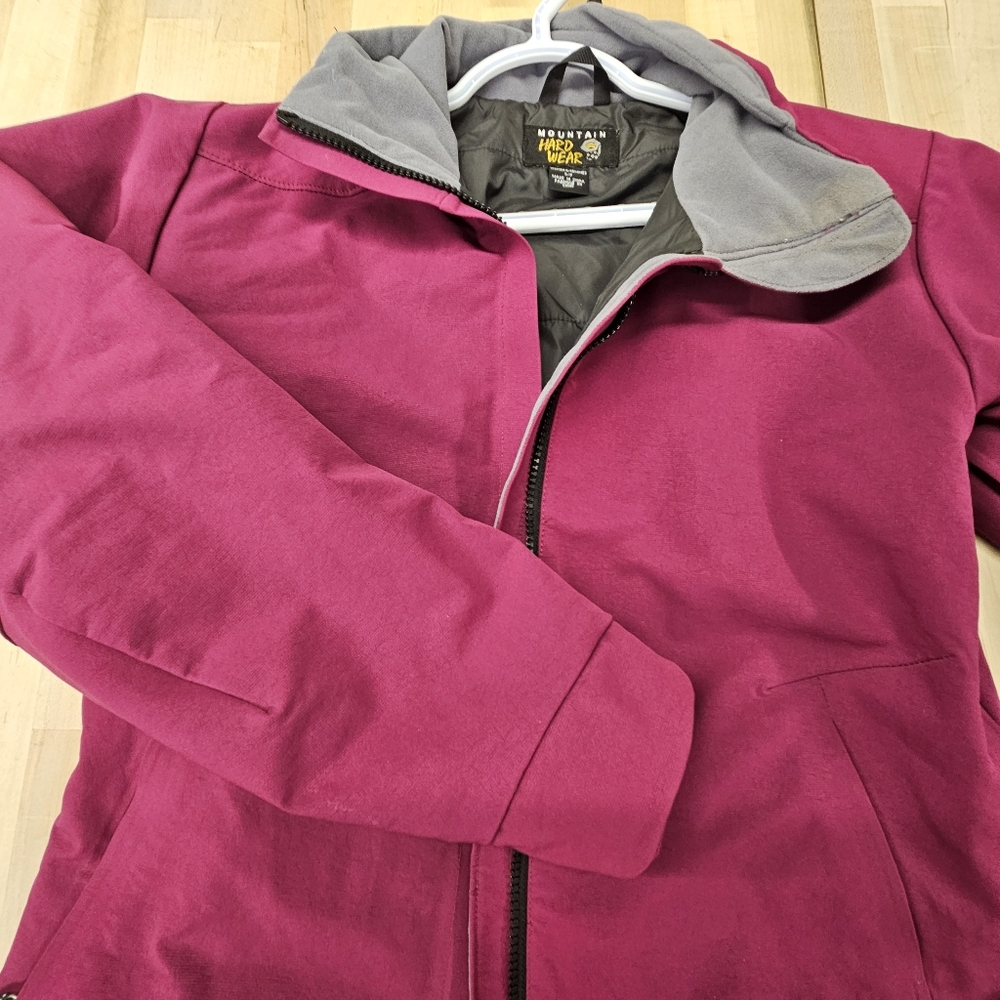 Mountain Hardwear Women's Purple/Magenta Jacket
